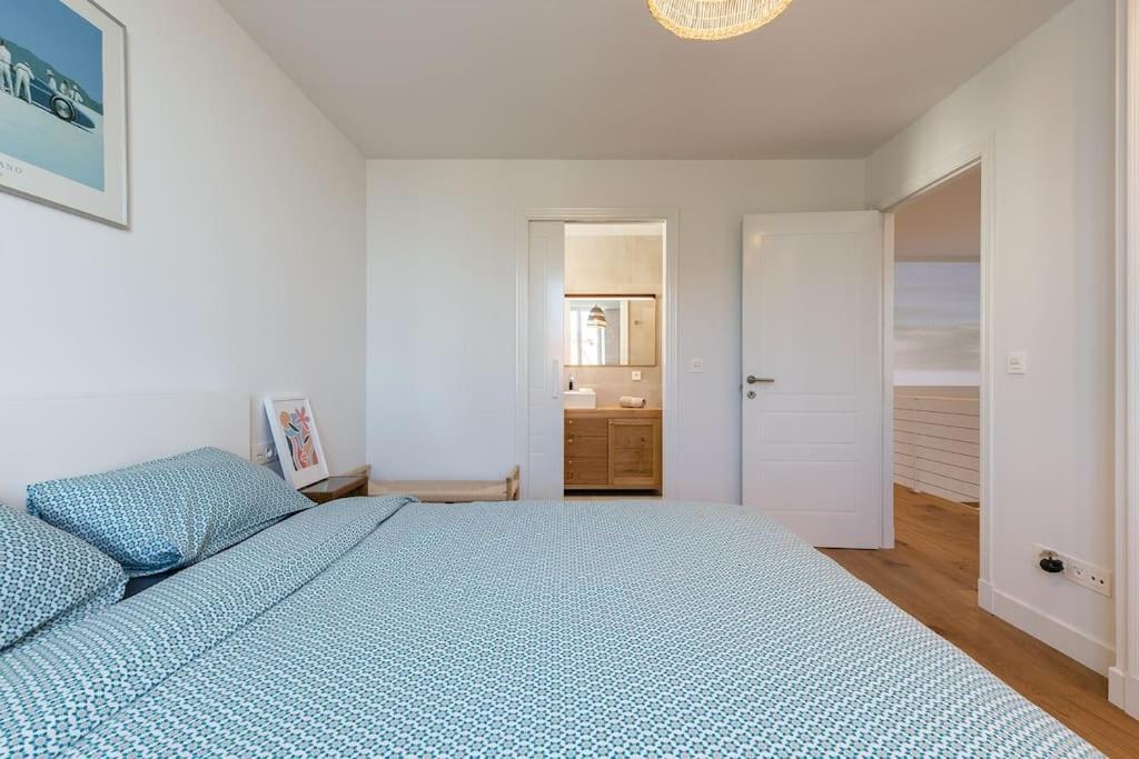 Beautiful Beach House In Front Of The Ocean Biarritz Buitenkant foto